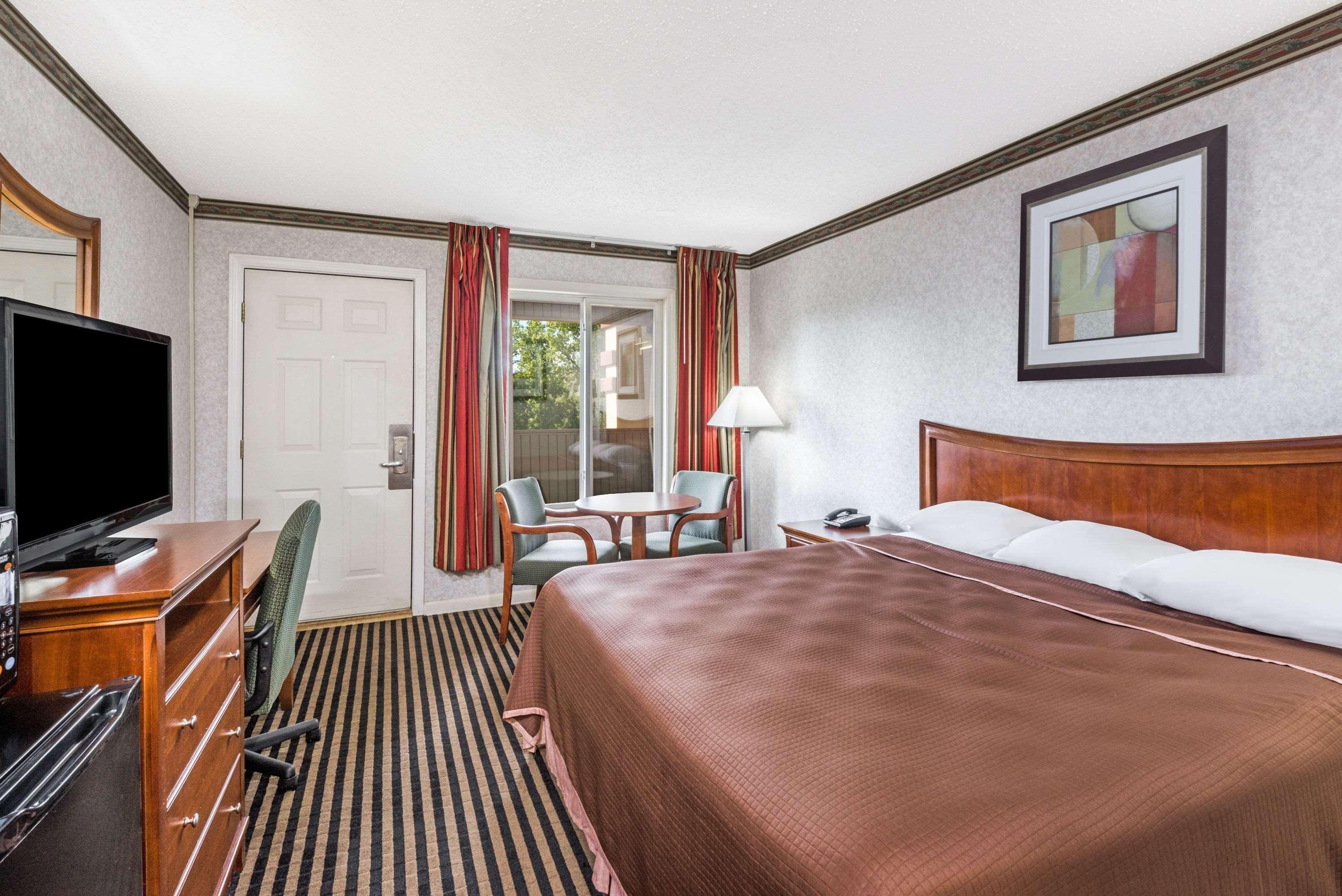 Howard Johnson By Wyndham Rocky Hill Dış mekan fotoğraf